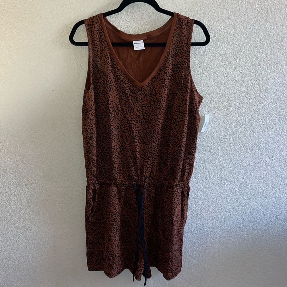 Woman’s Romper Large